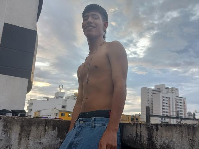 DareckD - Live sex cam - 28236929