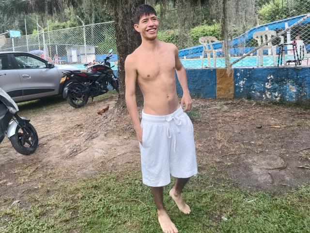 DareckD - Live sex cam - 28236932