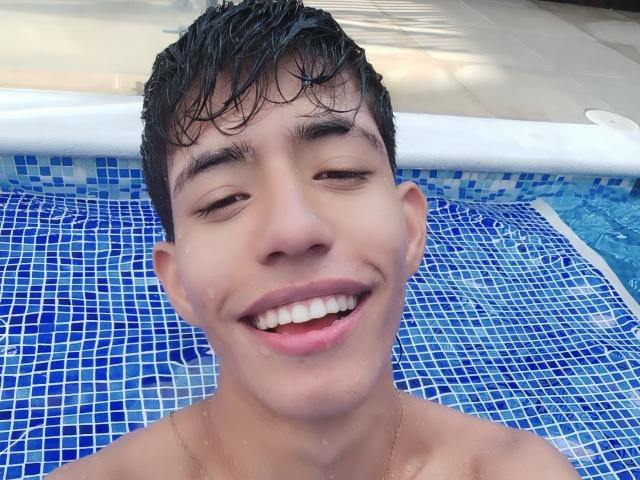 DareckD - Live sex cam - 28237130