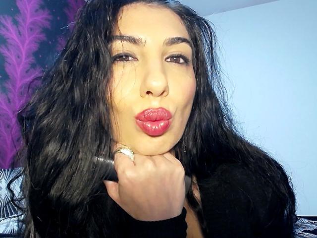 BrunetteBabe69 - Sexe cam en vivo - 28238735