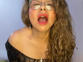 MiaAmoretti - Live sex cam - 28240028