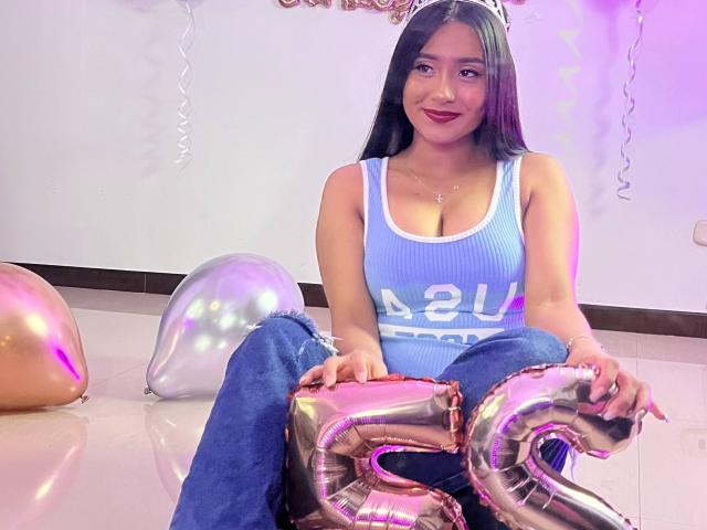 AmmyLewis - Sexe cam en vivo - 28240742