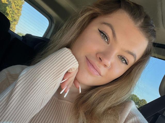 avaexklusiv-hot - Live sex cam - 28243862