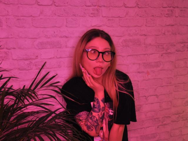 AliceAndCristal - Sexe cam en vivo - 28244357