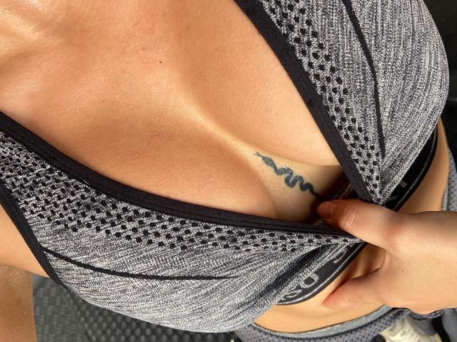 ValeryHarllow - Live porn &amp; sex cam - 28245554