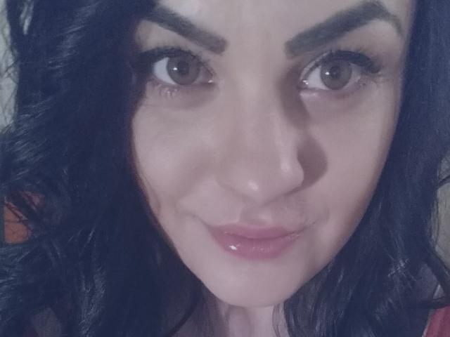 AmmaFrancaise - Live sexe cam - 28250405