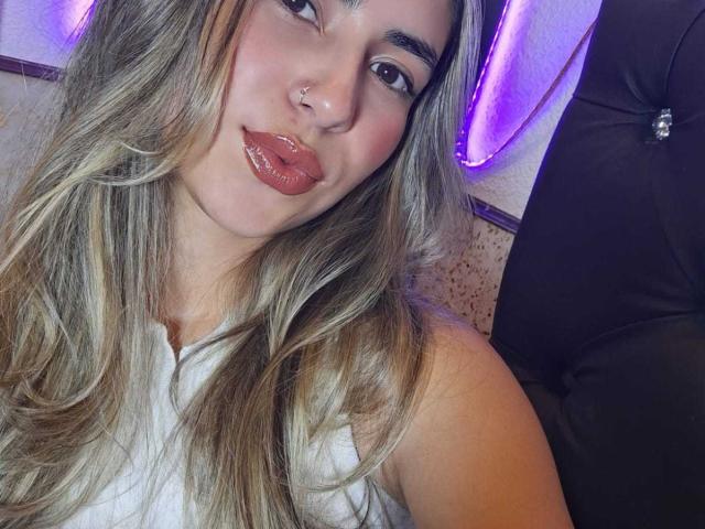 ScarlettKhan - Live porn &amp; sex cam - 28253516