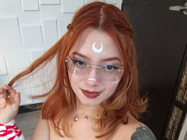 EmmaThomsonn - Sexe cam en vivo - 28254248