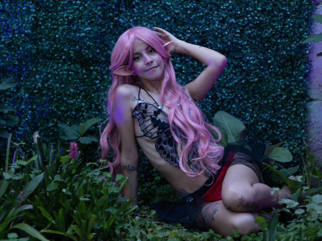 Yliria - сексуальная веб-камера в реальном времени - 28254530