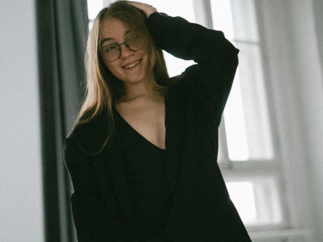 ArrinaWair - Live porn &amp; sex cam - 28257056