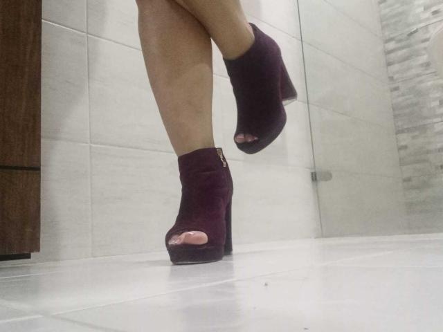 AngeleRoux - Live sexe cam - 28259573