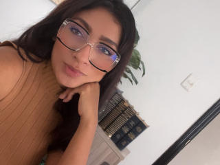 AmelineRousseau - Live sex cam - 28268243