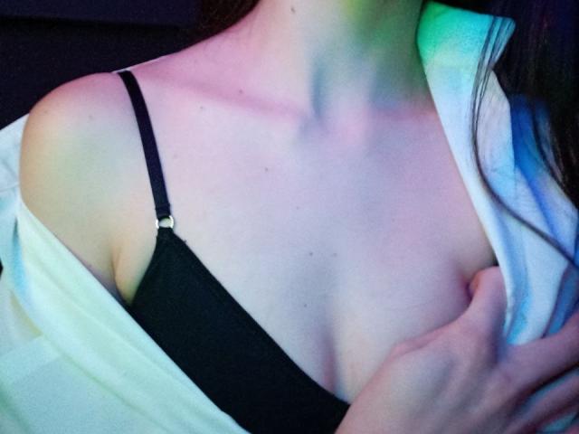 WollyMolly - Live sex cam - 28268429