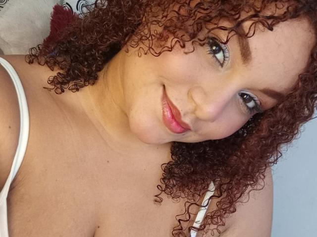 YeraCarey - Live sexe cam - 28268492