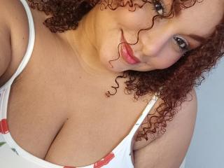 YeraCarey - Live sexe cam - 28268510