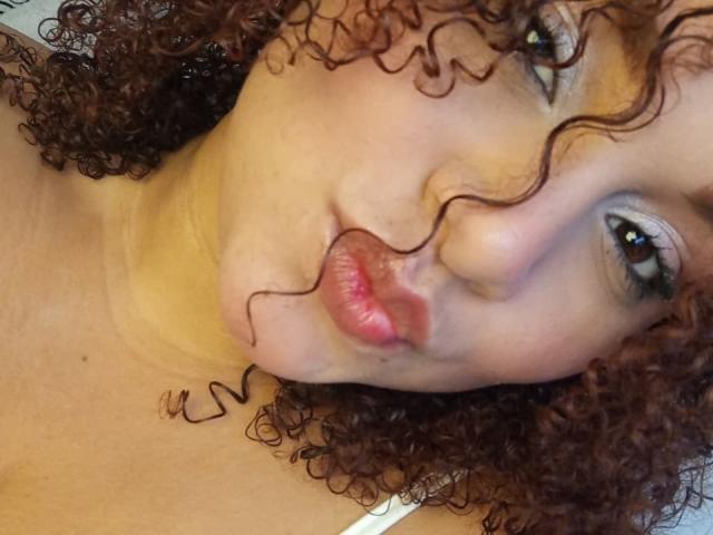 YeraCarey - Live sexe cam - 28268537