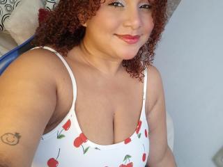 YeraCarey - Live sexe cam - 28268552