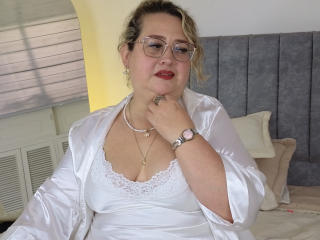 CurvyRosse - Live sex cam - 28270004