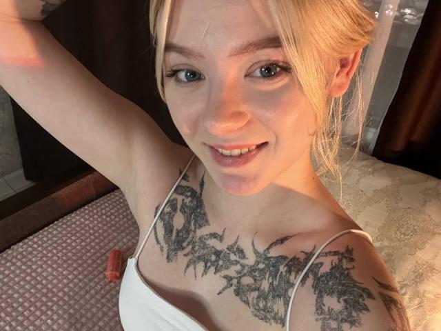 EnchantingEyes - Live porn &amp; sex cam - 28271180