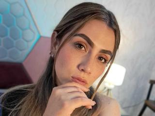 AriaRous Cam Model: Free Live Sex Chat - Lemoncams