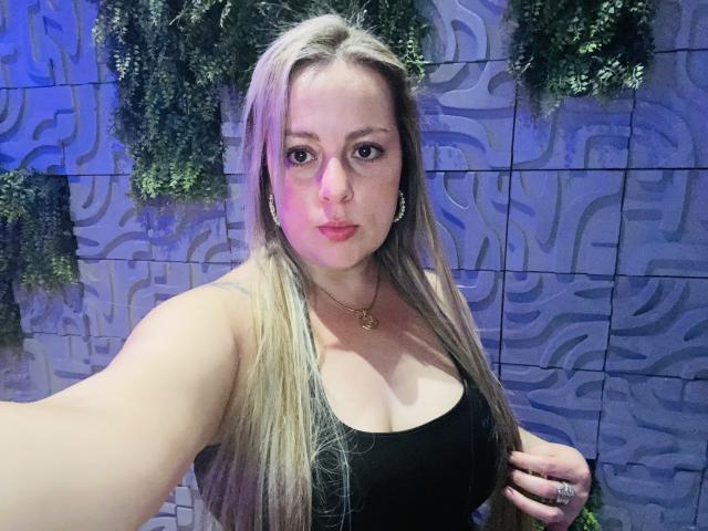 SamanthaGold - сексуальная веб-камера в реальном времени - 28273037