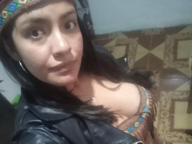 ArianithaXox - Live sex cam - 28277267