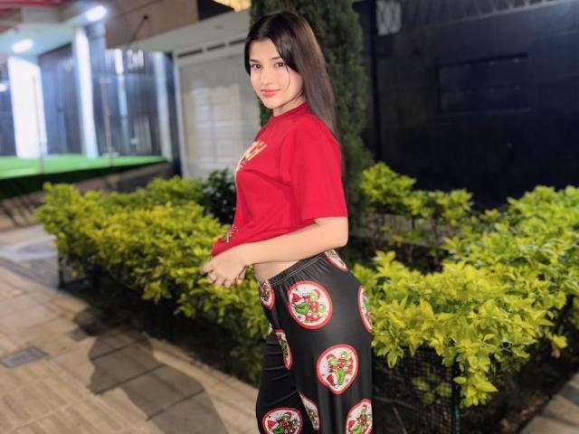 IrisBlair - Sexe cam en vivo - 28284332