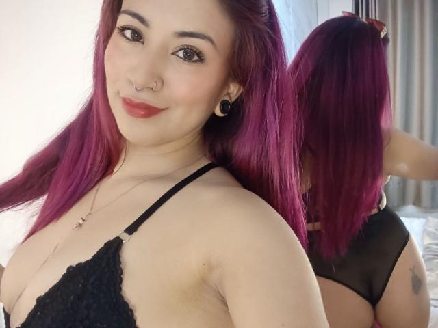 LarissaMiller - Live sex cam - 28284599