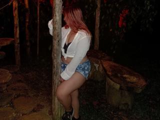 BelleVivienne69 - Live sex cam - 28287065