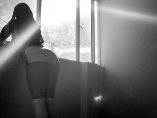 ArianithaXox - Live sexe cam - 28288937