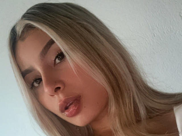AmaraRicci - Live porn &amp; sex cam - 28295453