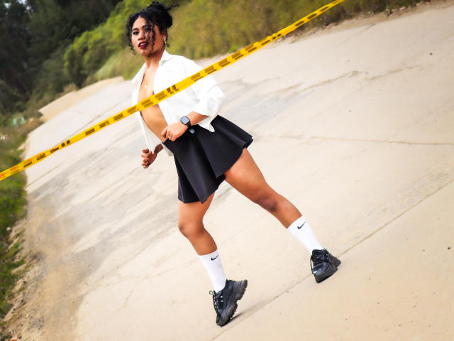 SophieSonyas - Live sex cam - 28300463