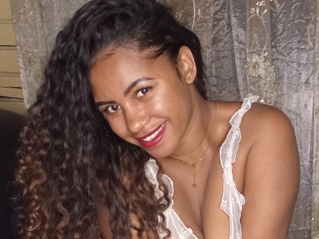 LayahCoquine - Sexe cam en vivo - 28304699