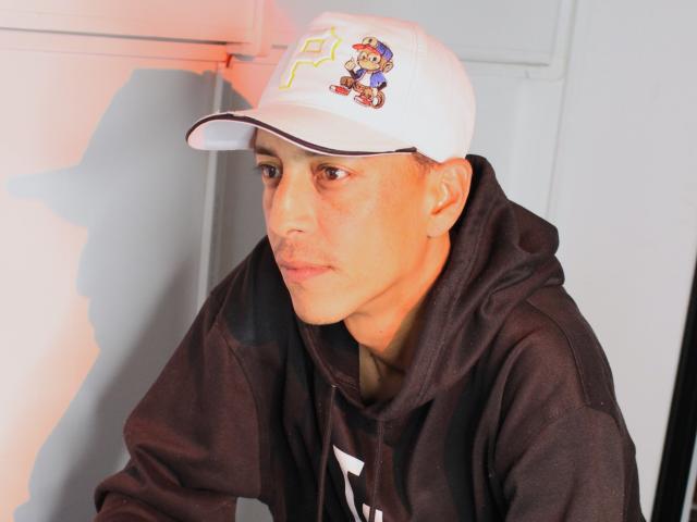 LatinDreams69 - Live sex cam - 28304879