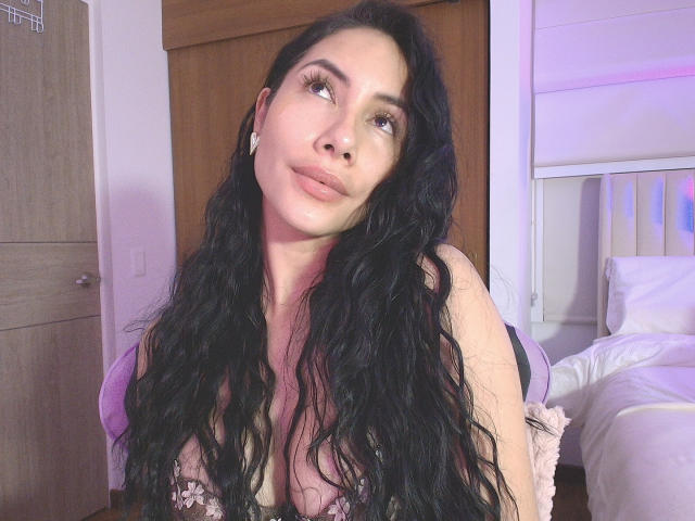 ArianaRogers - Live sex cam - 28304945