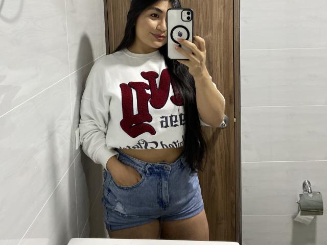 MiaDuboisX - сексуальная веб-камера в реальном времени - 28306532