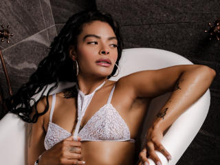 EmmaEbony - Live sex cam - 28311047