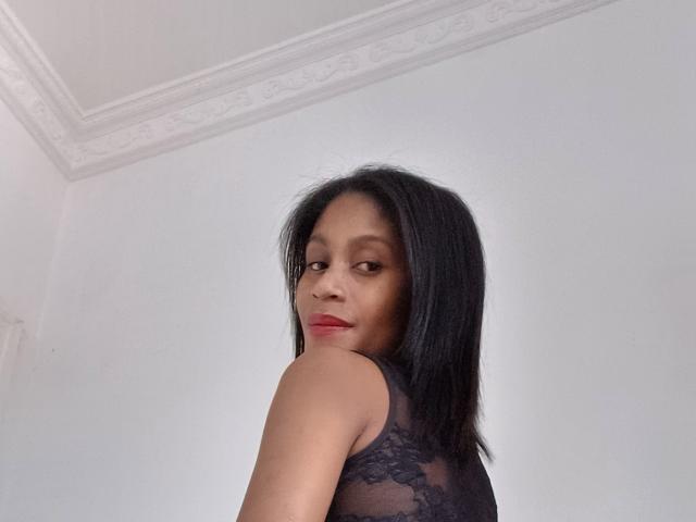 PerlaLouisa - Sexe cam en vivo - 28312538