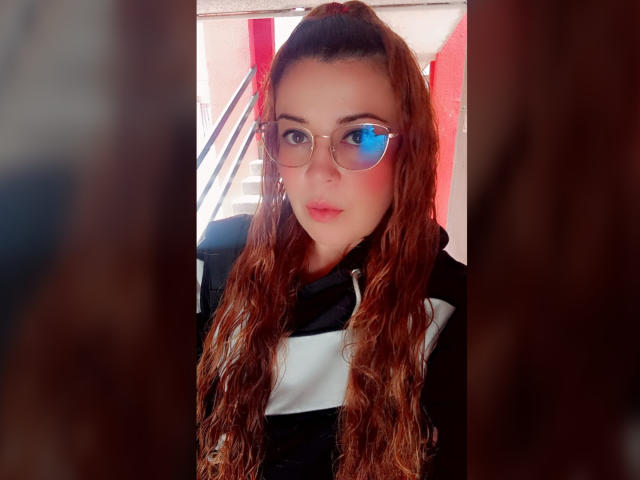 RosseHot69 - Live sex cam - 28318460