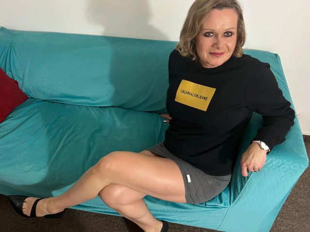 KatharinaSky-hot - Live sex cam - 28321178