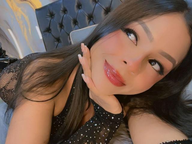 LindaFrancoo - Live sex cam - 28324655