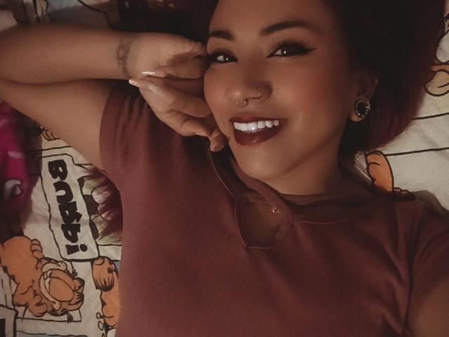 LarissaMiller - Live sex cam - 28326113