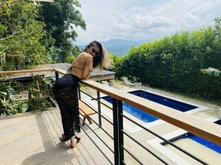 AdharaCooperr - Live sex cam - 28328144