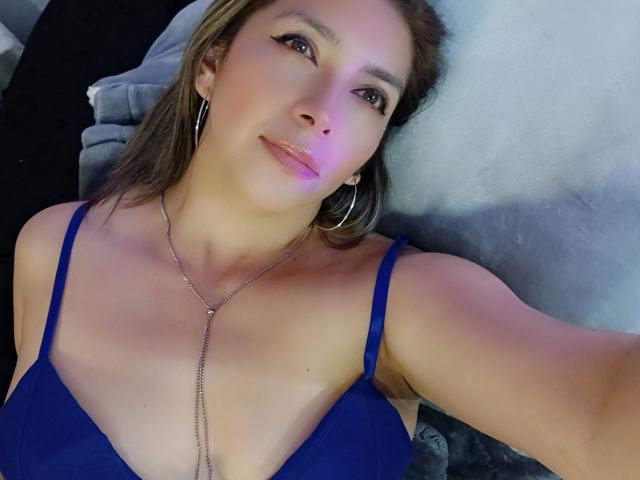 MichelleDumont - Sexe cam en vivo - 28332071