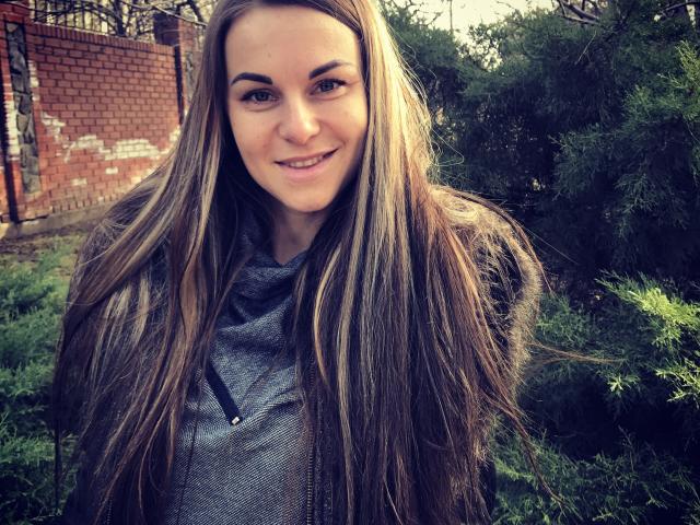 BelleLisaG - Live sex cam - 28338569