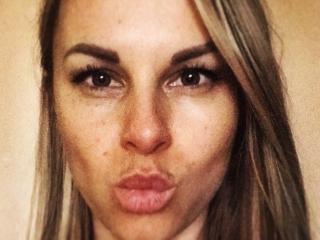 BelleLisaG - Live porn &amp; sex cam - 28338599