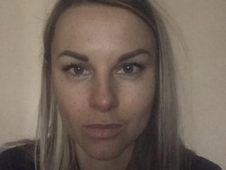 BelleLisaG - Sexe cam en vivo - 28338605