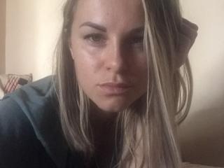 BelleLisaG - Live sex cam - 28338620