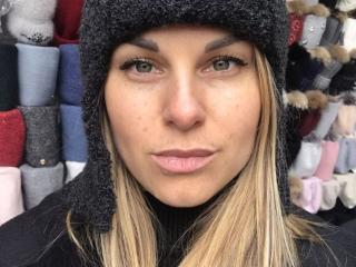 BelleLisaG - Sexe cam en vivo - 28338632