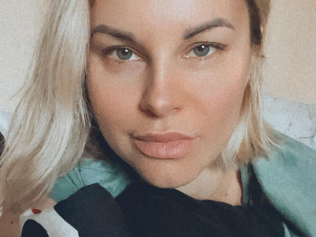 BelleLisaG - Élő pornó és szexkamera - 28338773